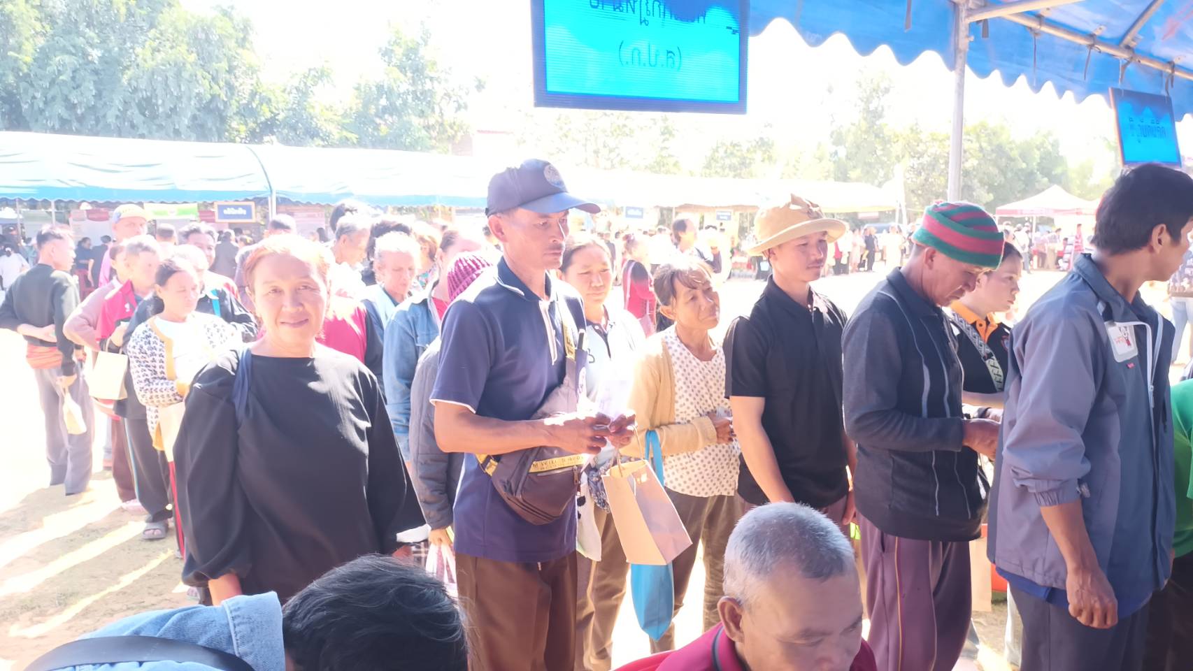 title - ส.ป.ก.จังหวัดอำนาจเจริญ  ร่วมโครงการคลินิกเกษตรเคลื่อนที่ในพระราชานุเคราะห์สมเด็จพระบรมโอรสาธิราชฯ สยามมกุฎราชกุมาร ครั้งที่ 1 ประจำปีงบประมาณ พ.ศ. 2569 